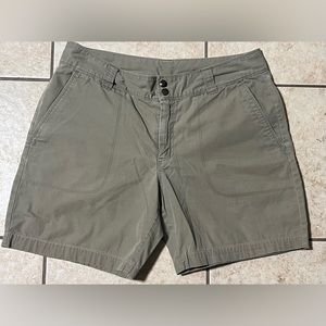 Patagonia Women’s Hiking everyday shorts khaki beige organic cotton women’s 10